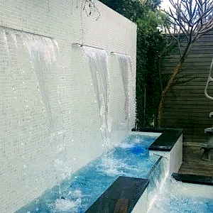 Fully Tiled Pool With Water Features and Lighting Floreat